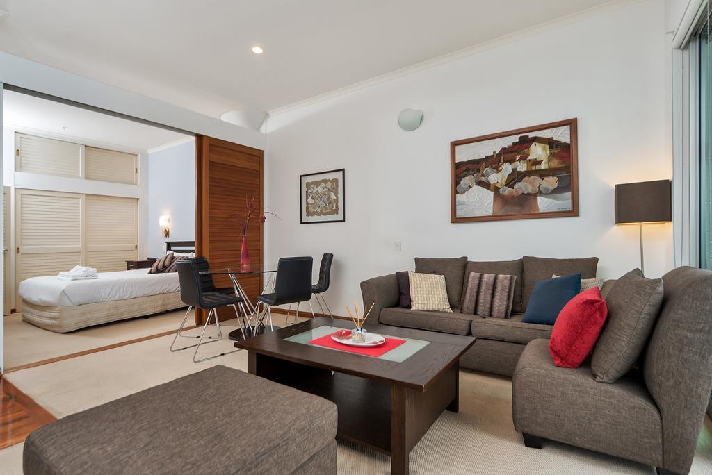Princes Wharf - Private Apartments